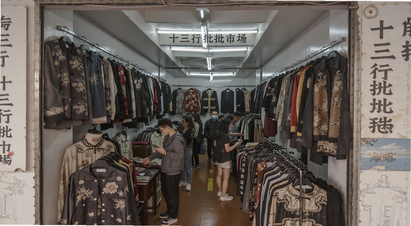 十三行服装批发市场档口实拍图