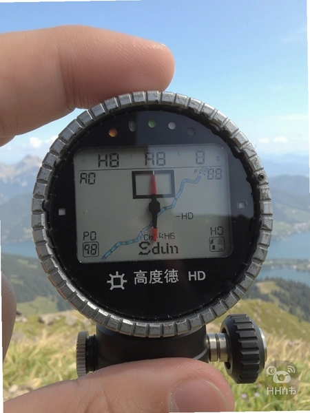 海拔仪HD高度测量 海拔相机水印照片