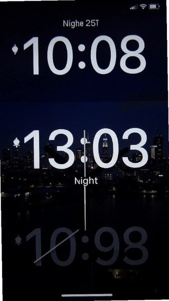 全屏时钟模式夜间低亮度界面