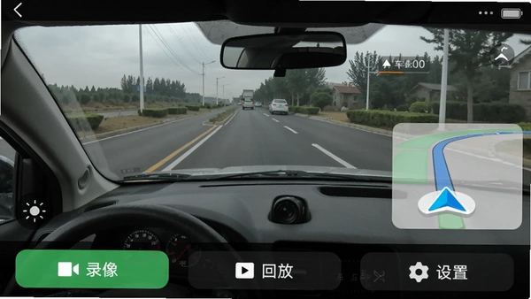 �Ǽ��г���¼��APP�����棬��ʾʵʱ�г�¼�񡢳��١�������ͷ���Լ��ײ����ܰ�ť��¼�񡱡��طš������á�